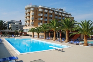 HOTEL MAXIM'S-Villa Rosa di Martinsicuro-mare-adriatico