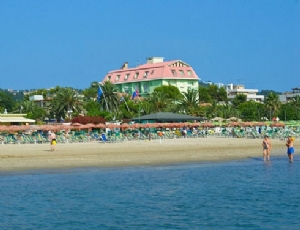 Hotel Nuovo Righi-Tortoreto Lido-mare-adriatico